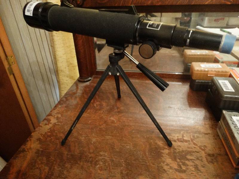 lot 413 image: Tasco spotting scope