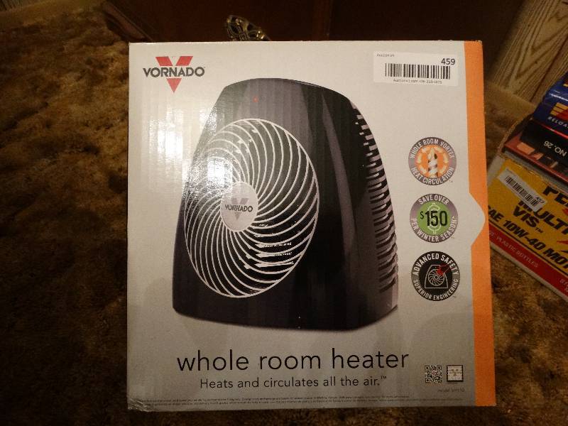 lot 459 image: Vornado room heater in box