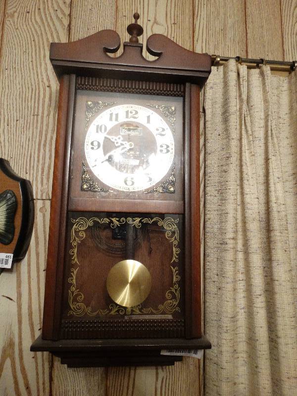 lot 460 image: Centurion 35 day wall clock