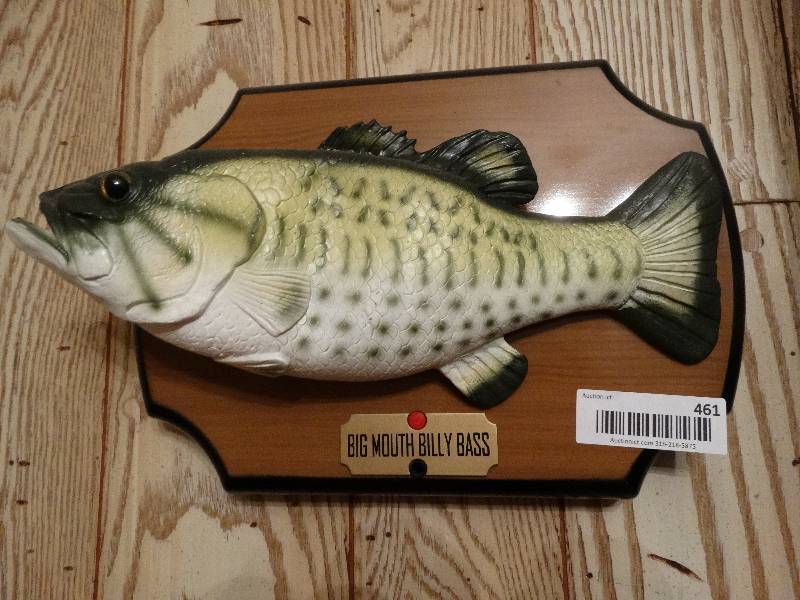 lot 461 image: Big mouth bass