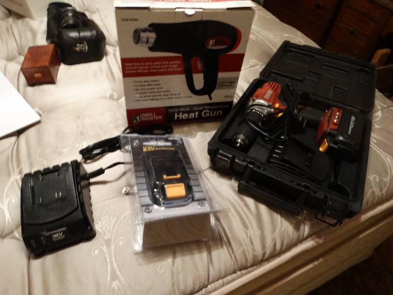 lot 493 image: 18 volt drill in case heat gun new 18 volt battery & charger