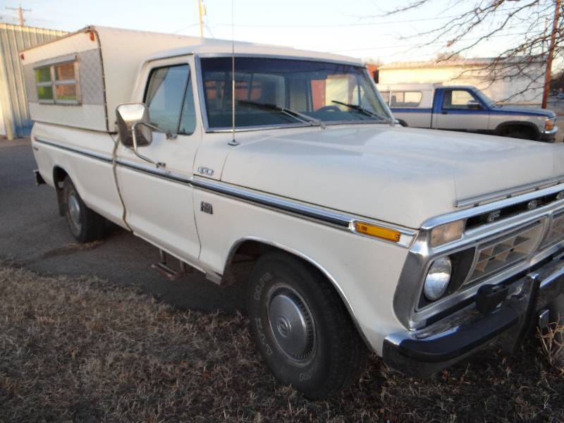 lot 1 image: 1976 Ford F150 Ranger- 1 owner Truck- Clean