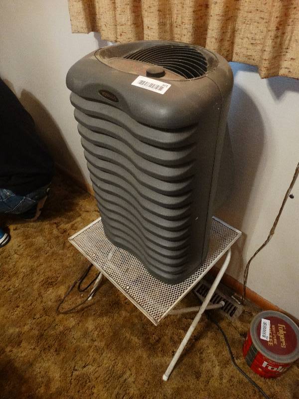 lot 501 image: Metal table & Vornado air cleaner