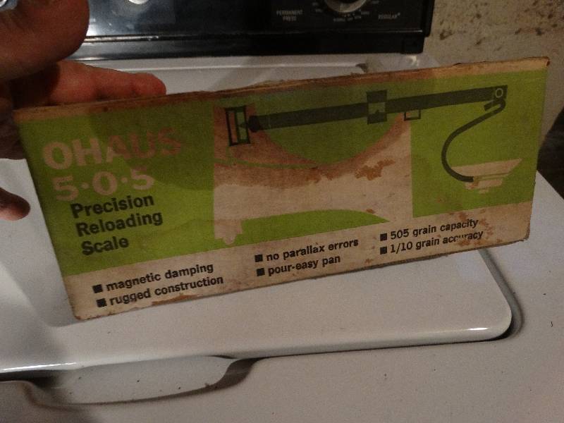 lot 577 image: Ohaus 505 precision reloading scale in box