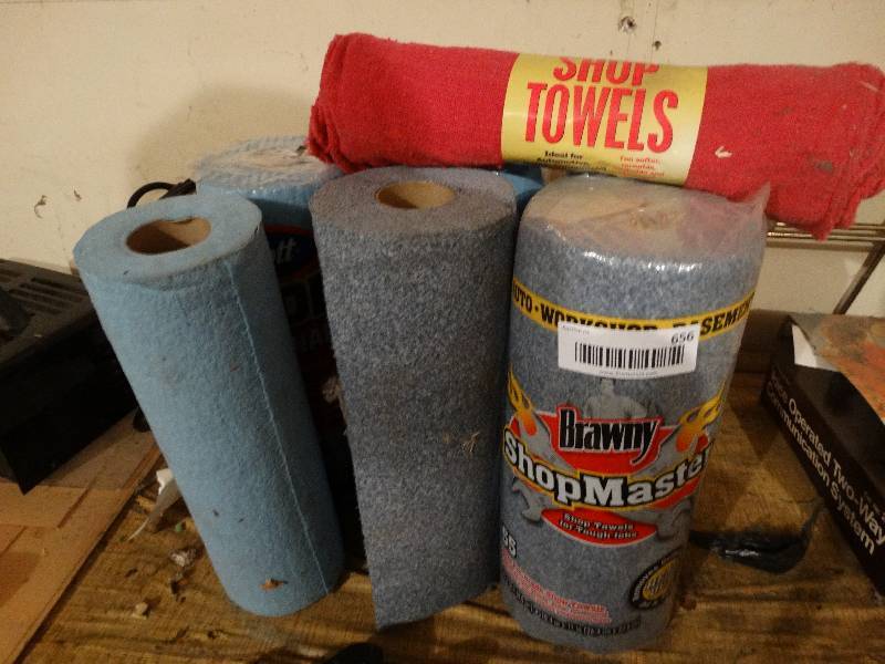 lot 656 image: 6 rolls of shop towels