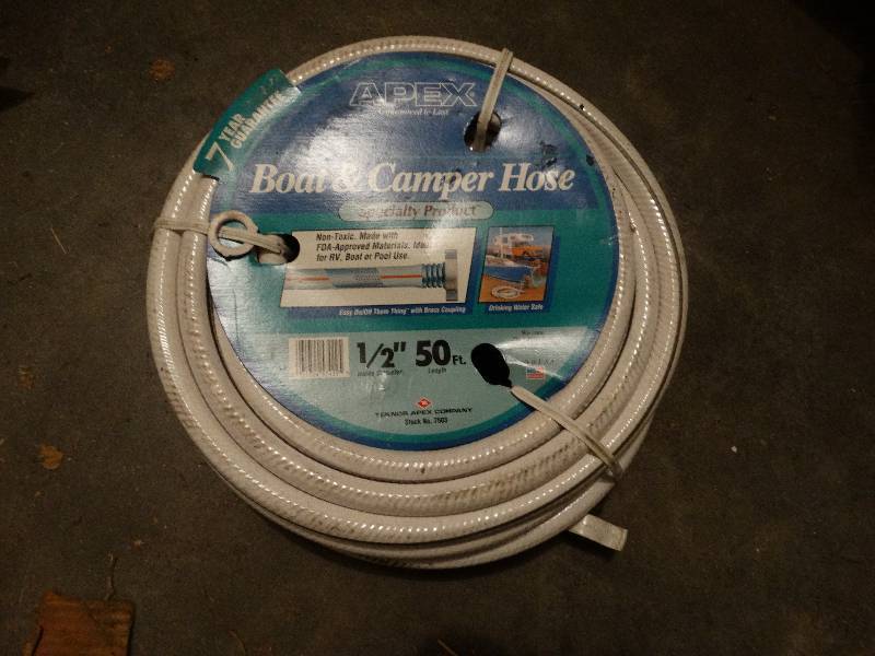 lot 690 image: New boatRV hose