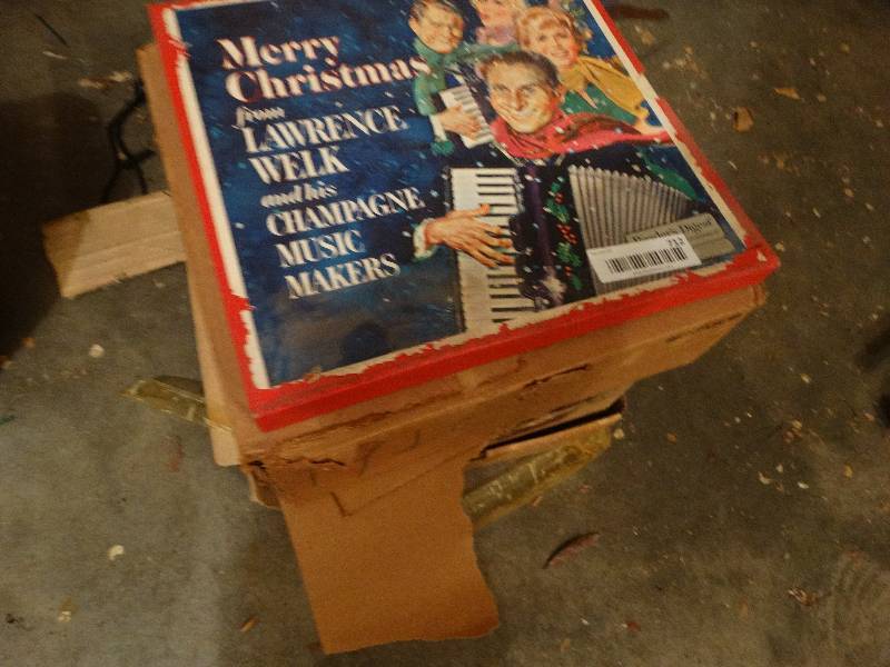 lot 712 image: Lot of various records
