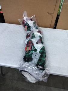 lot 5492 image: PET Jacket. Holiday Plaid Jacket Size M-14  35.56Cm 6 Pack