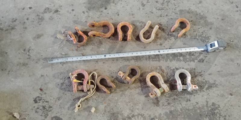 lot 6741 image: Lot of 10 Shackles