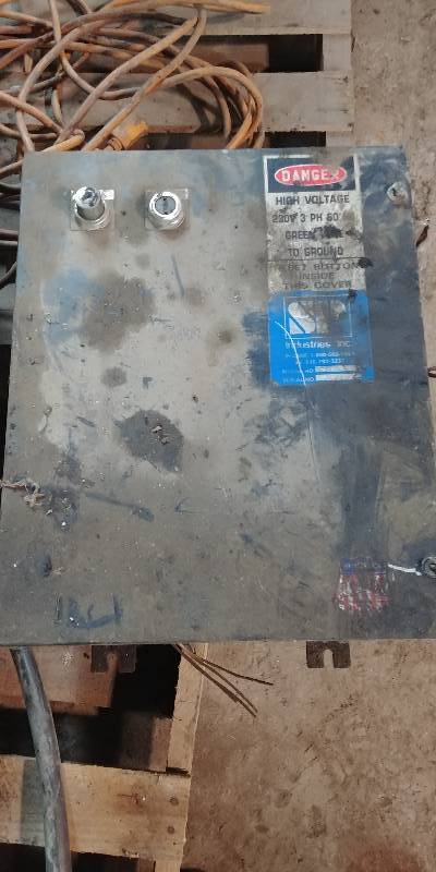 lot 6780 image: SP Industries Electrical Panel Box