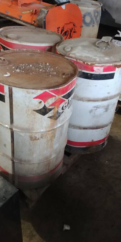 lot 6796 image: 3 55 Gallon Drums of Johnson Wax