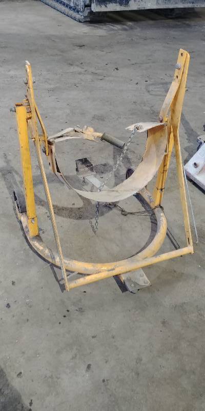 lot 6608 image: Drum Barrel Dumper