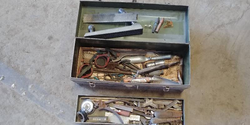 lot 6837 image: Tool Box and Contents