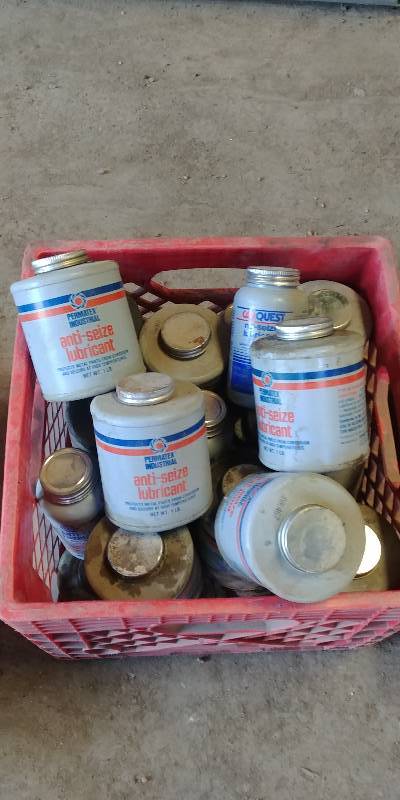lot 6842 image: Crate of Anti-Seize Lubricant