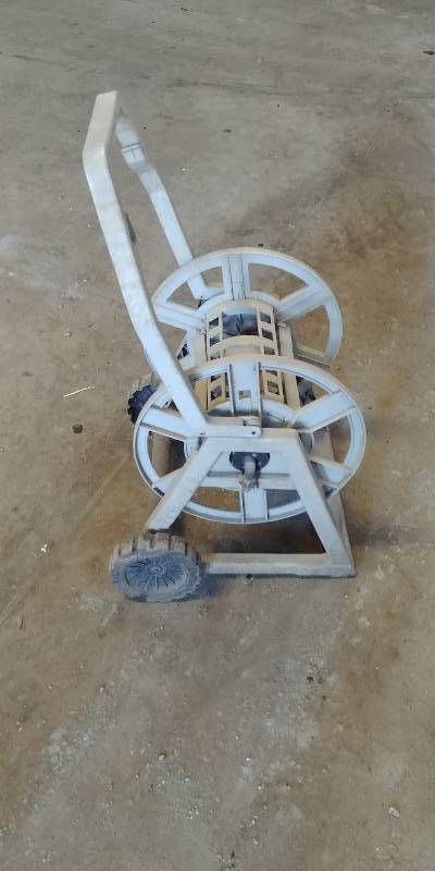 lot 6851 image: Hose Reel Broken Handle