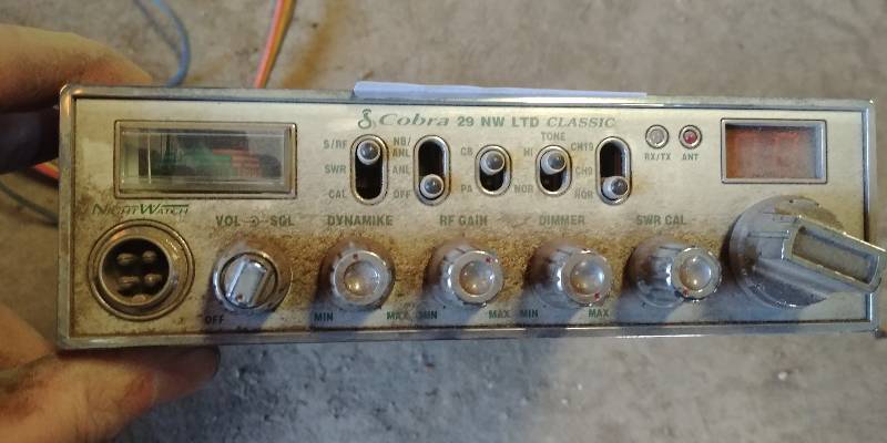 lot 6858 image: Cobra NW 29 LTD Classic CB Radio