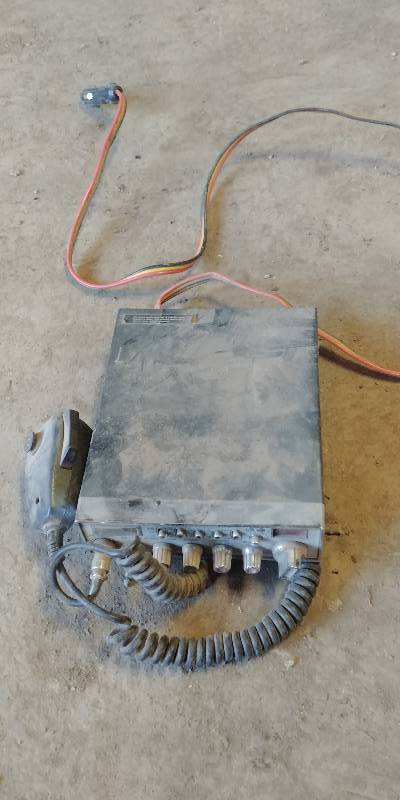 lot 6859 image: Cobra NW 29 WX ST Sound Tracker CB Radio