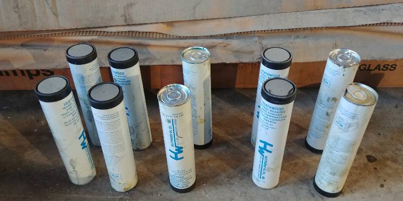 lot 6889 image: Lot of Heathwood Wheel Bearing and Chassis High Temperature Lithium Complex Grease NLGI #2