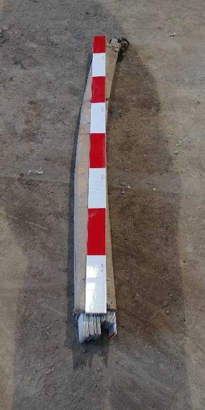 lot 6876 image: Box of 2 x 48 Aluminum Straight Reflector Strips with DOT-C2 Conspicuity Tape