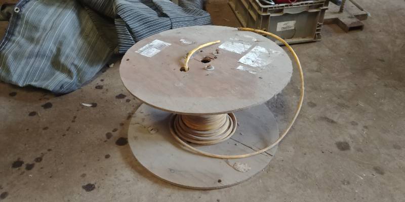 lot 6919 image: Spool of Wire Approximately 98 Feet