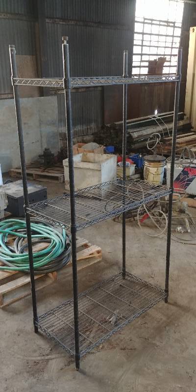 lot 6660 image: Metro Rack 18 x 36 x 70 3 Tier
