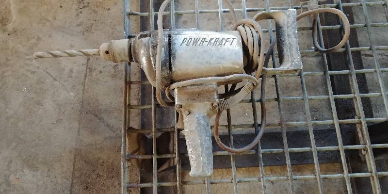 lot 6922 image: Powr-Kraft 12 Reversible Drill