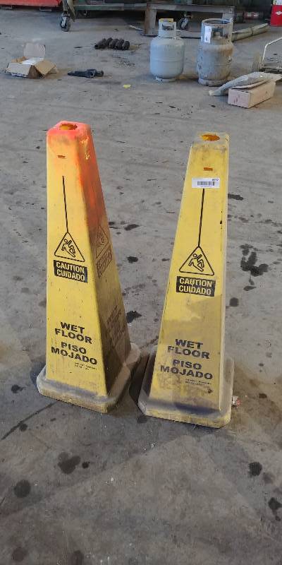 lot 6932 image: 36 Caution Wet Floor Cones