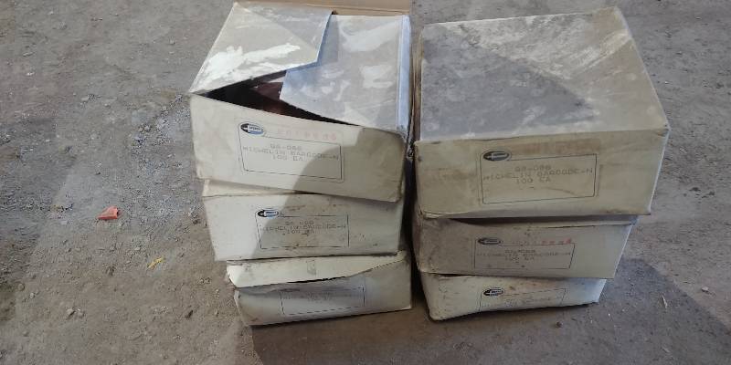 lot 6948 image: 6 Boxes Michelin Barcode Tags