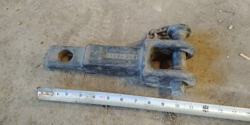 lot 6961 image: Receiver Hitch and Pin