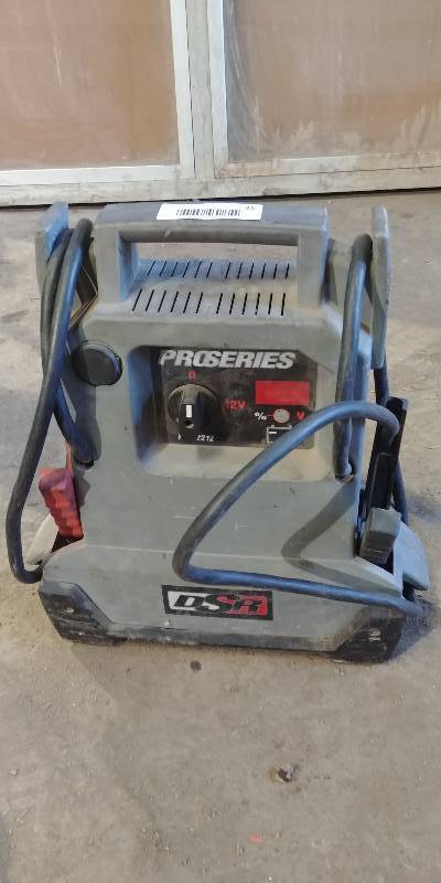 lot 35 image: ProSeries DSR PSJ-2212 12V International Pro Jumper Starter Booster