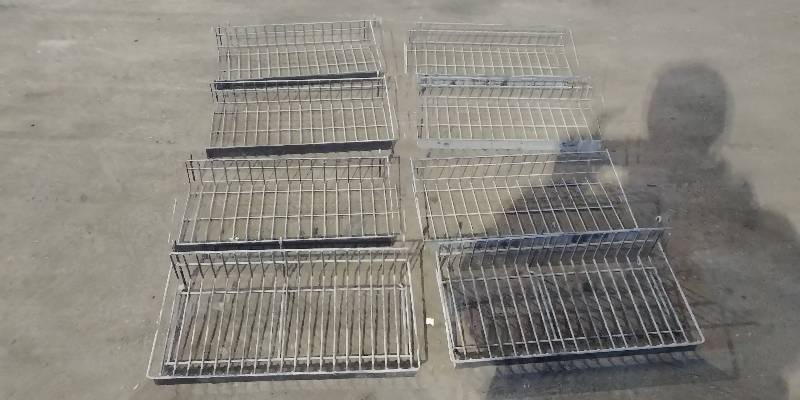 lot 6972 image: 8 Pieces Wire Basket Shelving 12 x 24