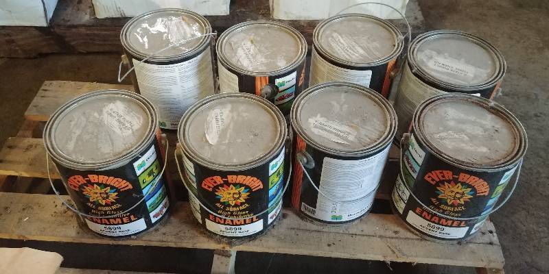 lot 6975 image: 8 Gallons K State Purple Enamel Paint
