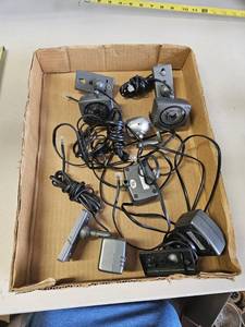 lot 140 image: Flat of telephone wired in cameras, cctv