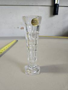 lot 142 image: Crystal d Arques Bud Vase Genuine Lead Crystal More Than 24% France