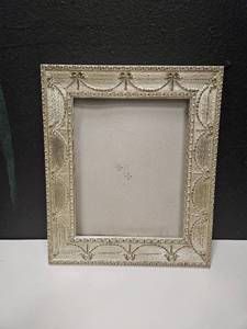 lot 152 image: Unique frame, no glass