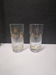 lot 199 image: Vintage 1952 Sports King Champions Drinking Glasses, Lot of 2, 1 is hockey and 1 is football