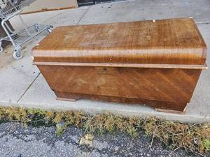 lot 208 image: Lane Cedar Wood Chest with very nice inside, outside is a little rough, with a push pin latch