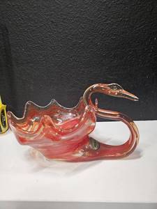 lot 212 image: Vintage Hand blown glass home decor by Golden Glo Pocola, Oklahoma, good condition just dusty