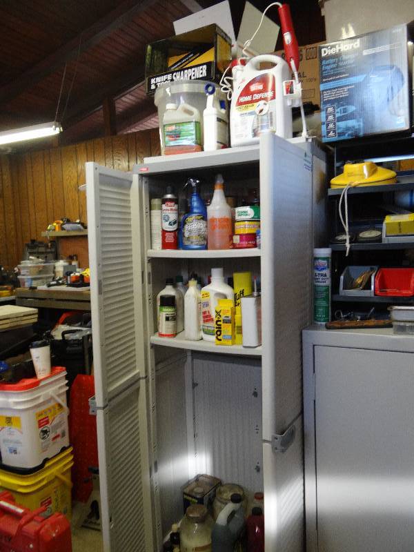 lot 6544 image: Plastic Cabinet & Contents Inside & Above