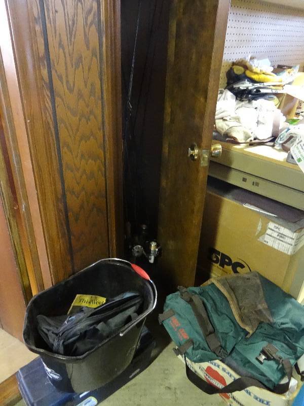lot 6573 image: Contents of Closet, Lots of Fishing Gear