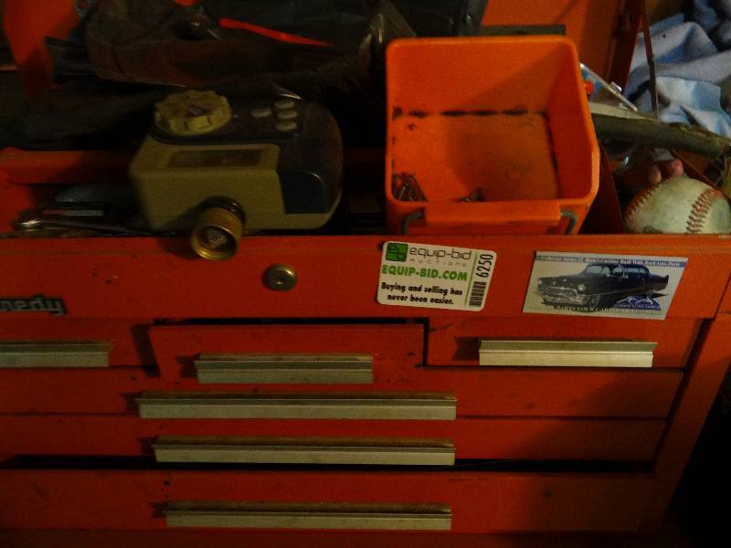 lot 6250 image: Kennedy Metal Tool Box with Contents