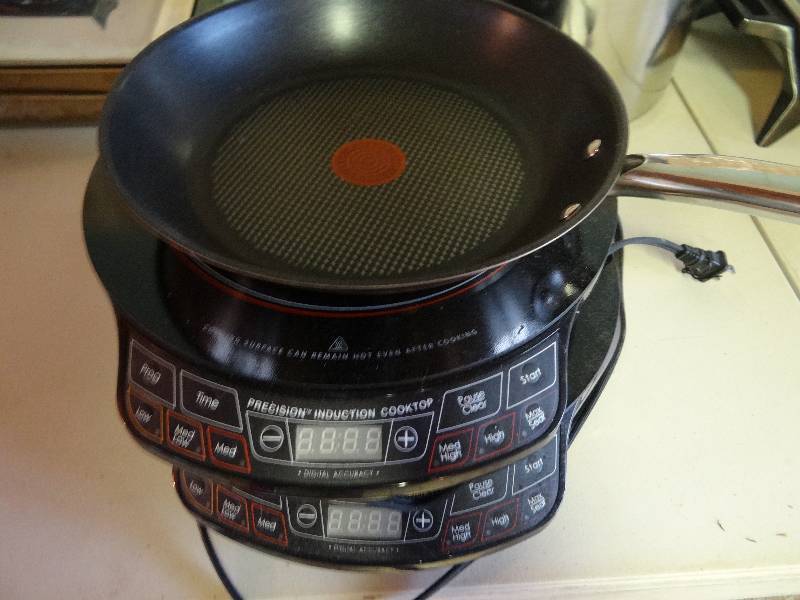 lot 6285 image: 2 Precision Nu Wave Induction Cooktops and Stainless Steel Induction Technology 10.5 Pan
