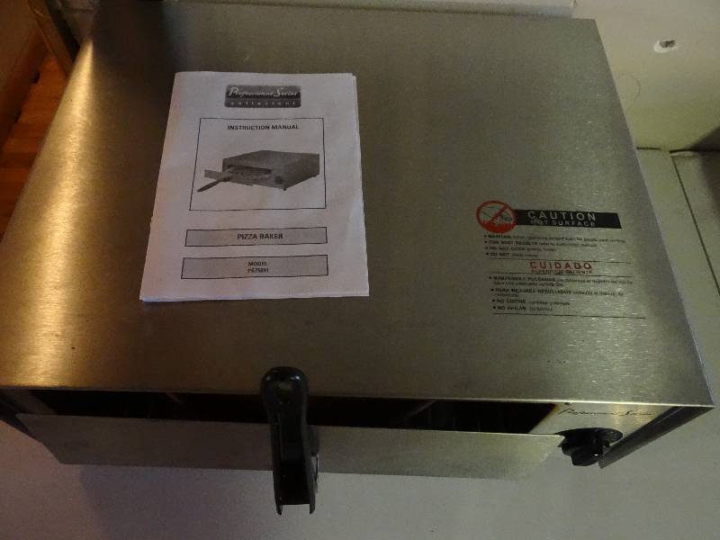 lot 6287 image: Professional Series Collezioni Pizza Baker