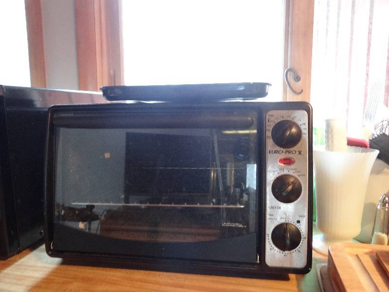 lot 6302 image: Euro Pro X Toaster Oven