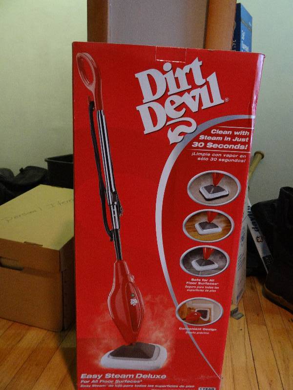 lot 6320 image: Dirt Devil Steam Cleaner