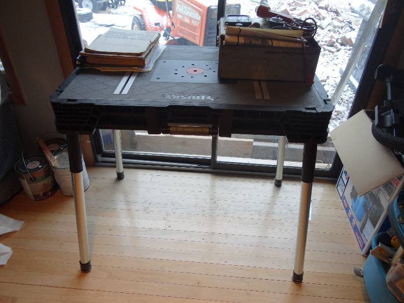 lot 6343 image: Husky Table and Honda Service Tester