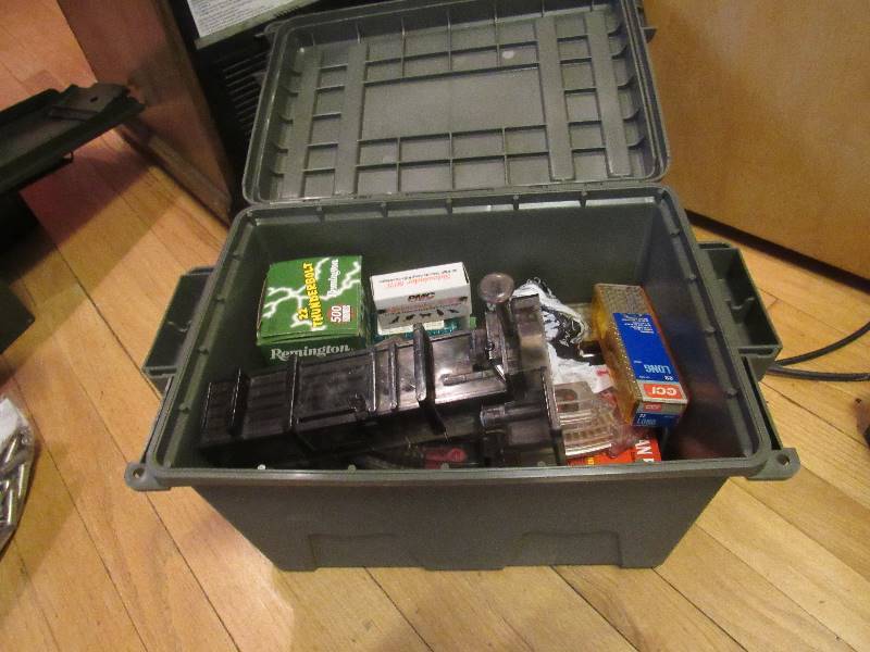 lot 6497 image: Lot of 22 Rounds with Plastic Ammo Box
