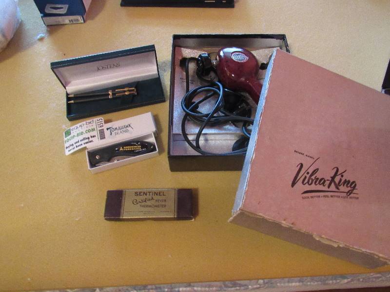 lot 6516 image: Vibr-King, Sentinel Thermometer Tomahawk Brand Knife & Josten Pen Set