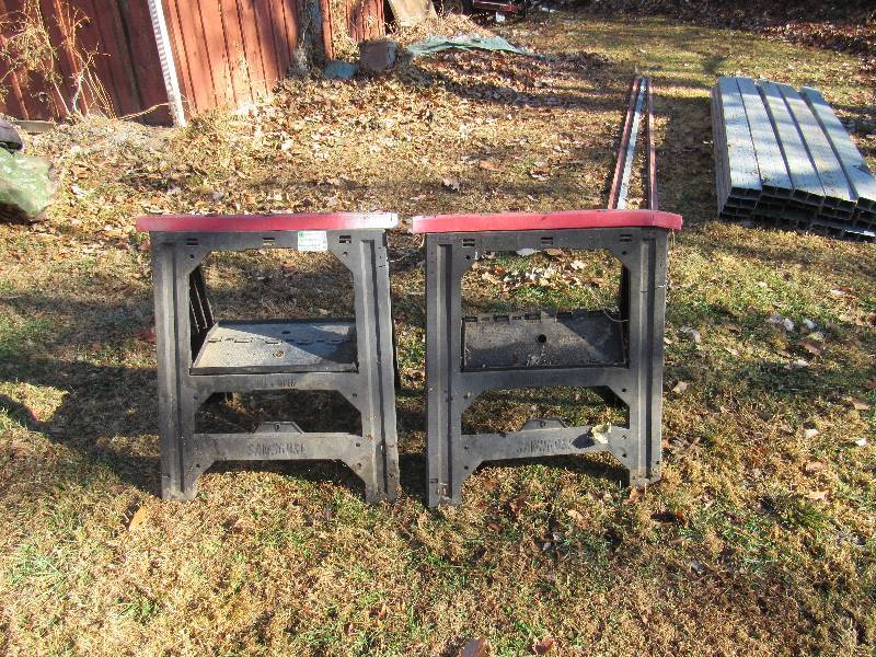 lot 6204 image: Lot of 2 Plastic Sawhorses