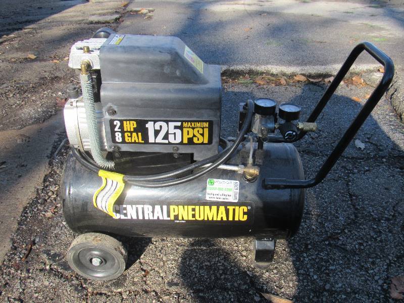 lot 6209 image: Air Compressor - Central Pneumatic